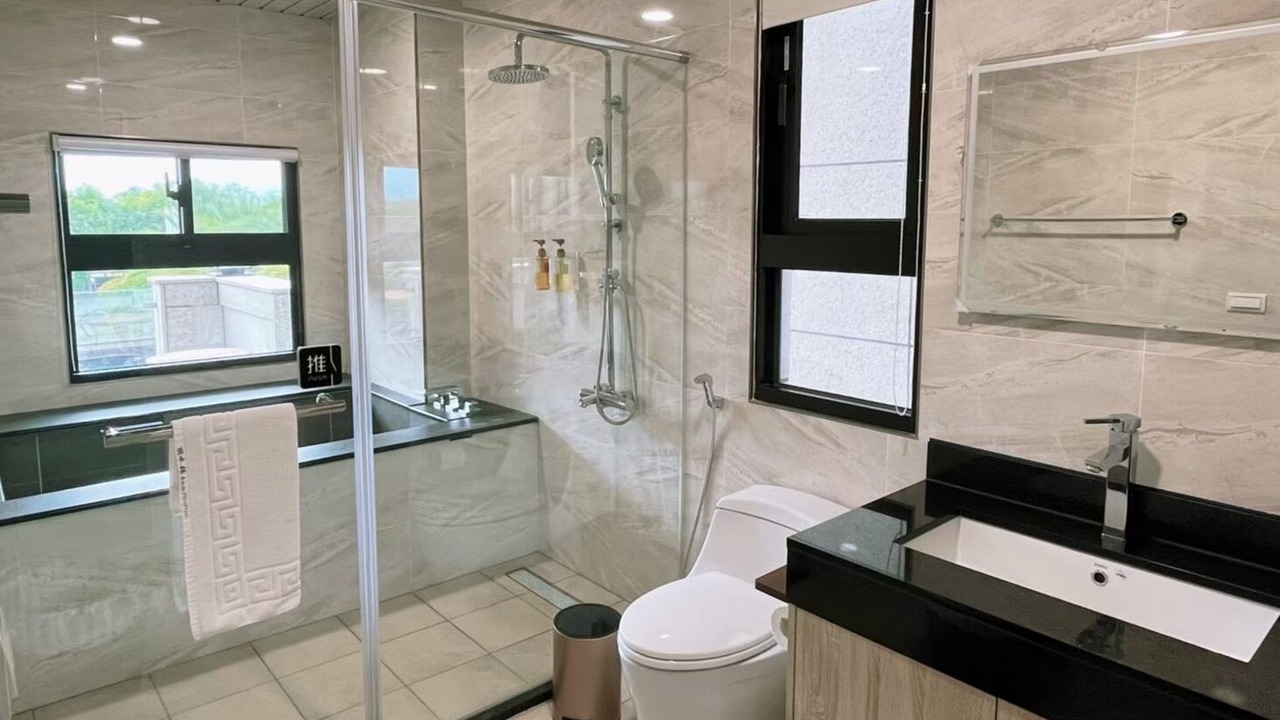 Photo of Bathroom in Wujie