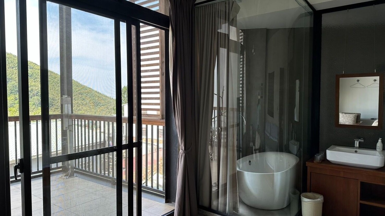 Photo of Patio Balcony in Lugu