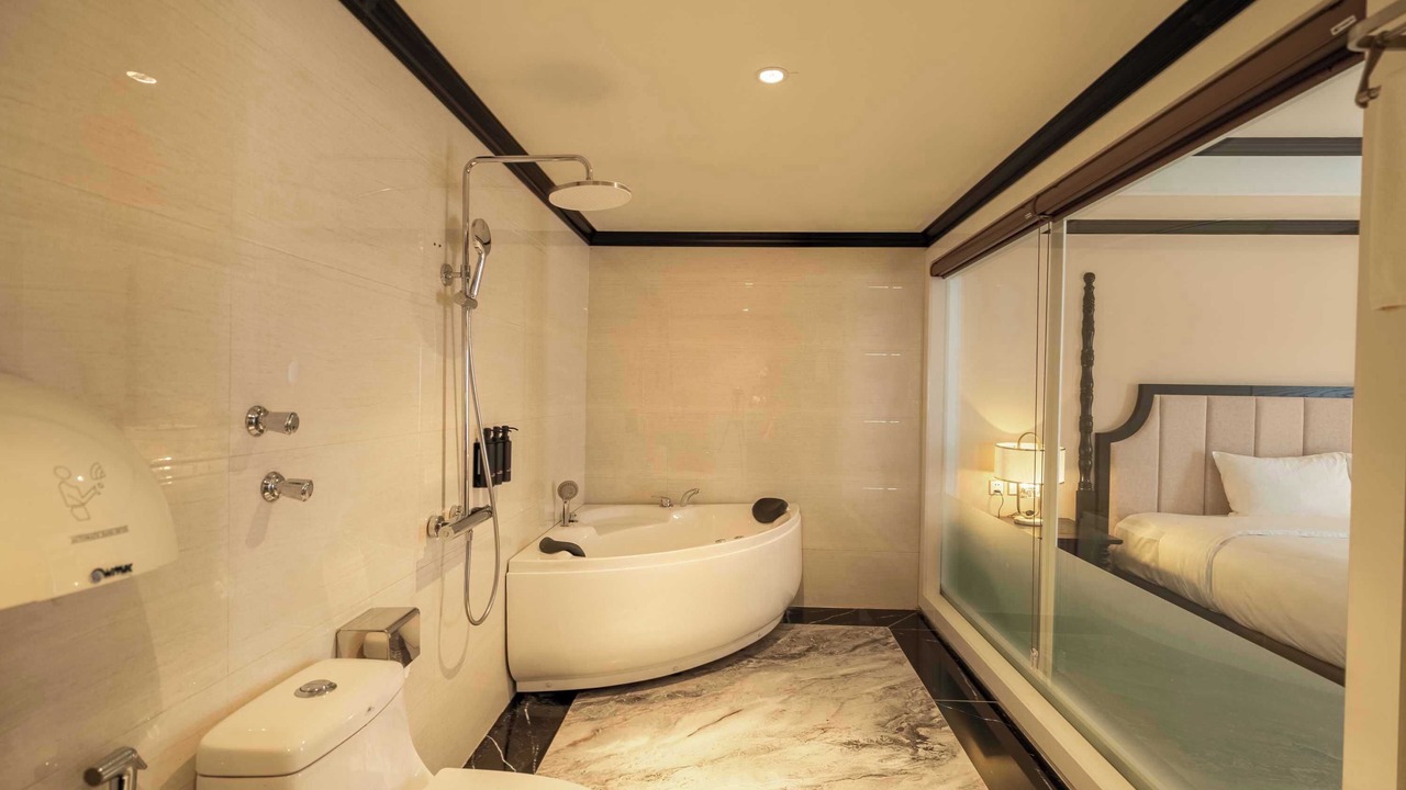 Photo of Bathroom in Ha Long