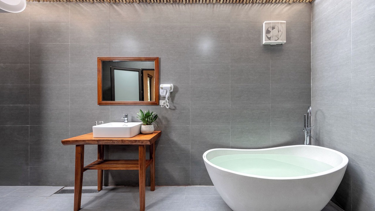Photo of Bathroom in Hoa Lu