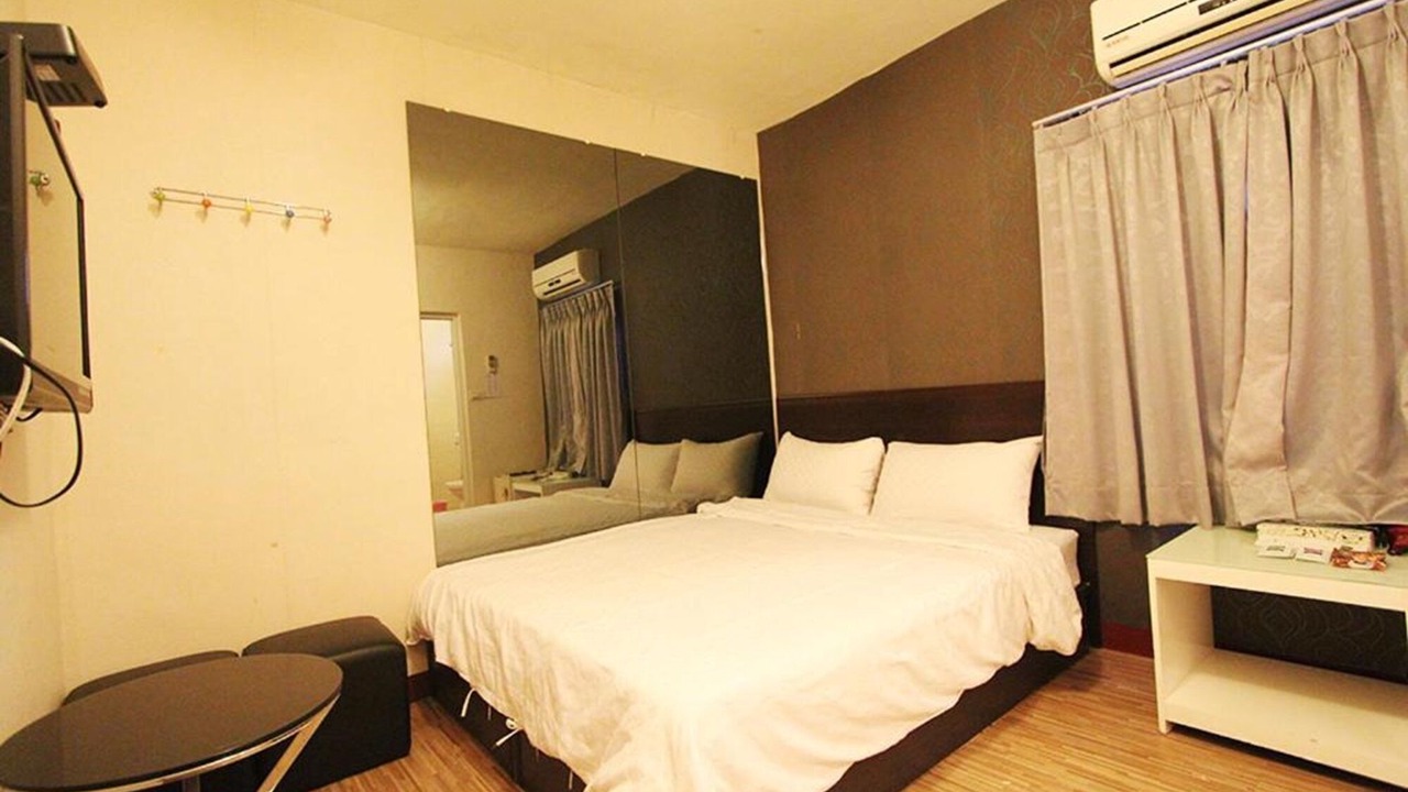 Photo of Bedroom in Big Beach