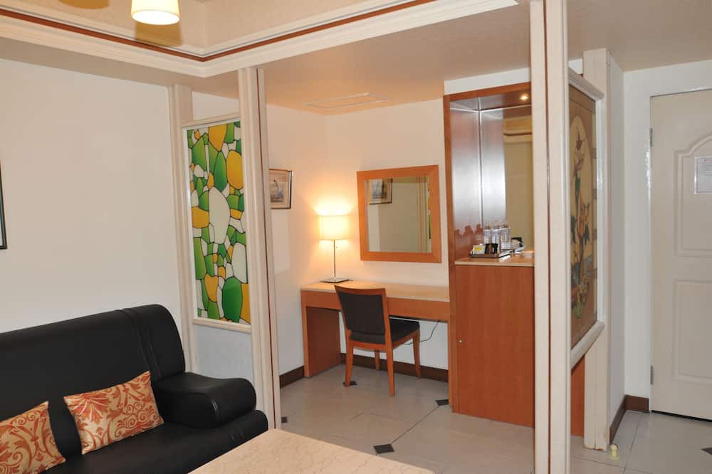 Photo of Livingroom in Ren'ai District