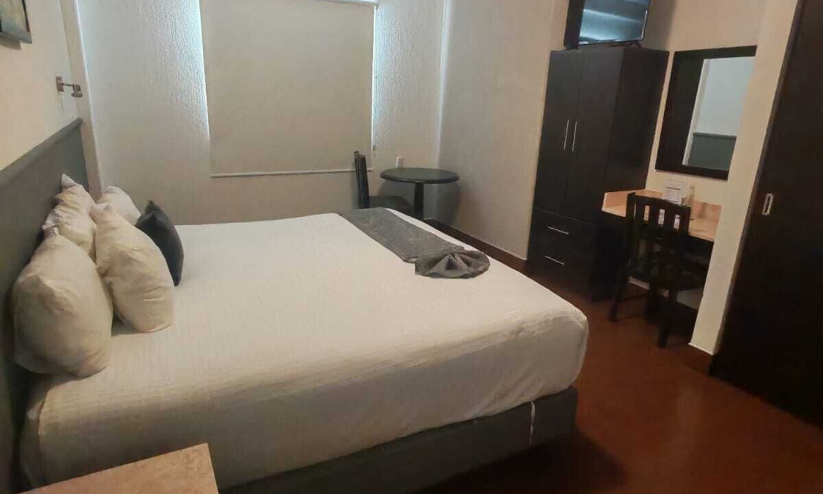 Photo of Bedroom in Leon