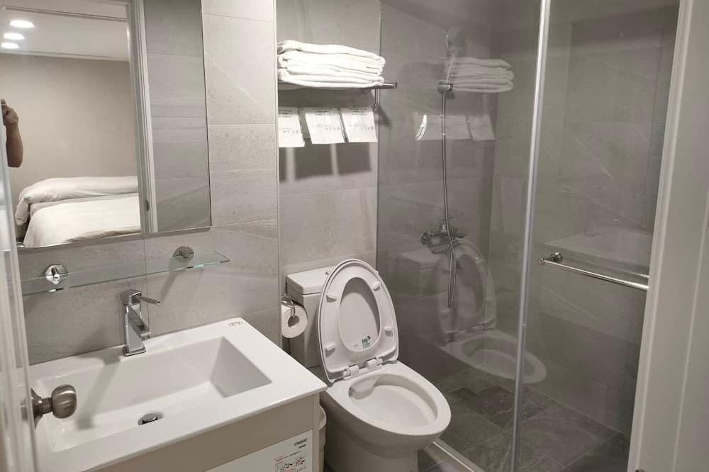 Photo of Bathroom in Cianjin District
