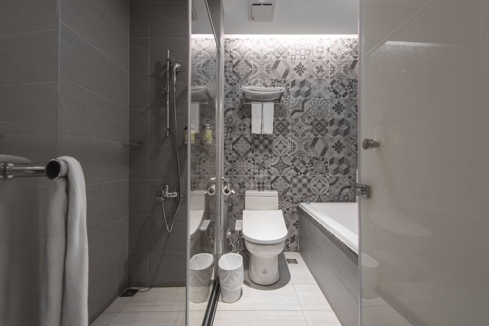 Photo of Bathroom in Shanhua District