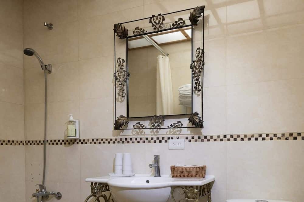 Photo of Bathroom in Datong