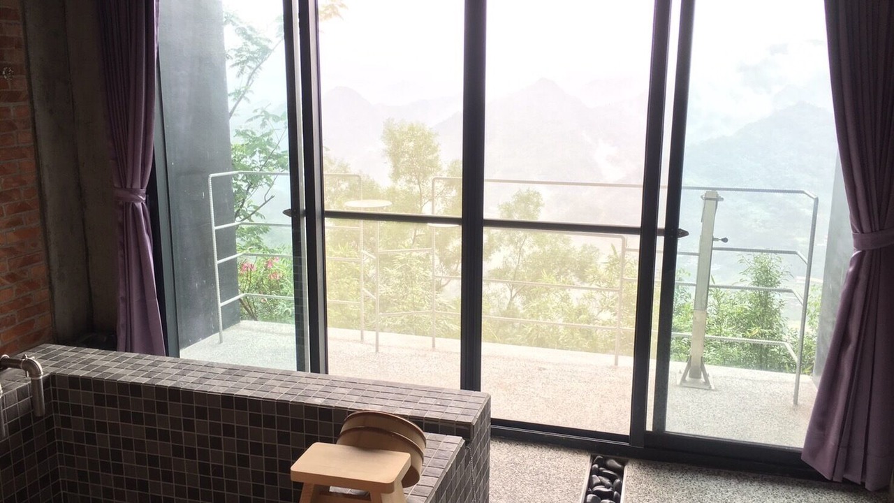 Photo of Bathroom in Shiding District