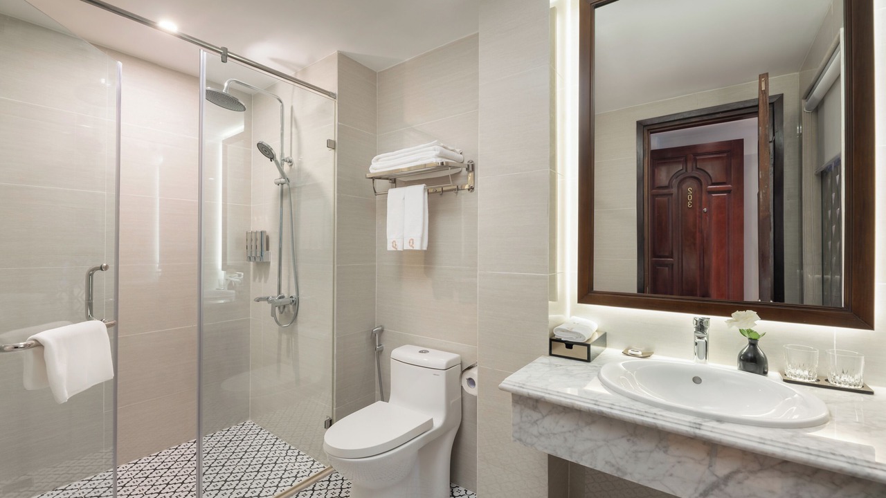 Photo of Bathroom in Hang Bac