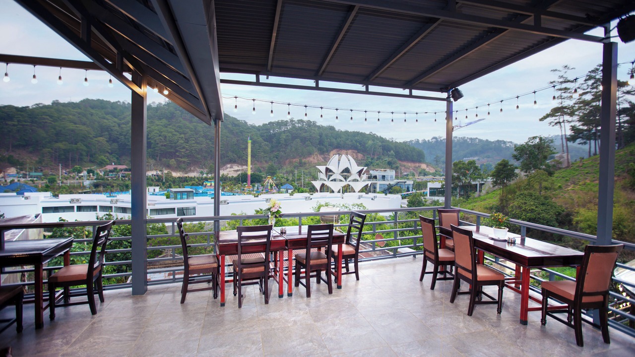 Photo of Outdoor in Duc Trong