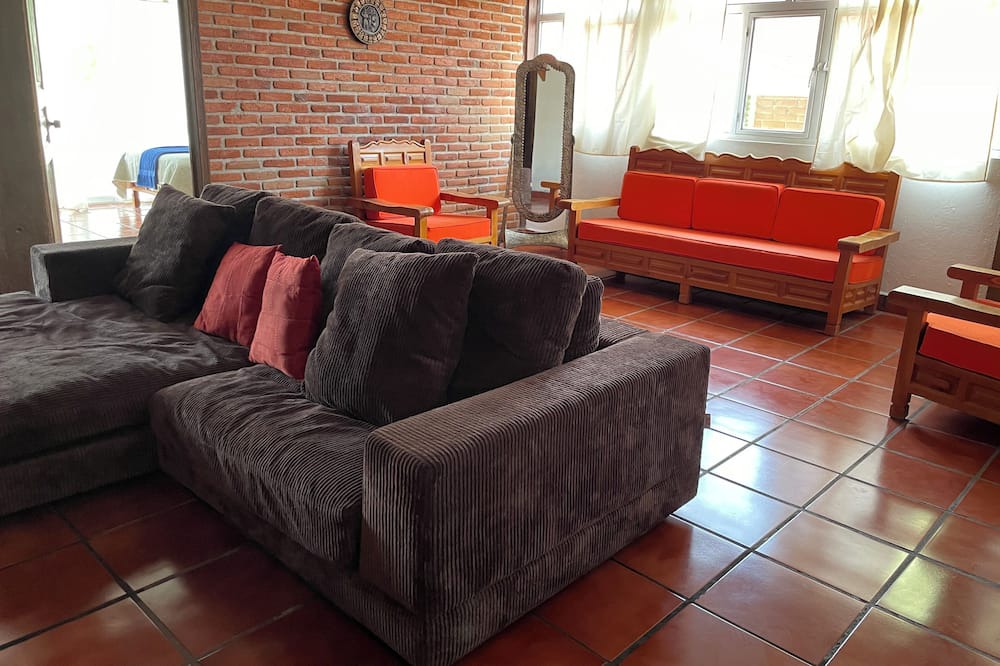 Photo of Livingroom in El Capulin