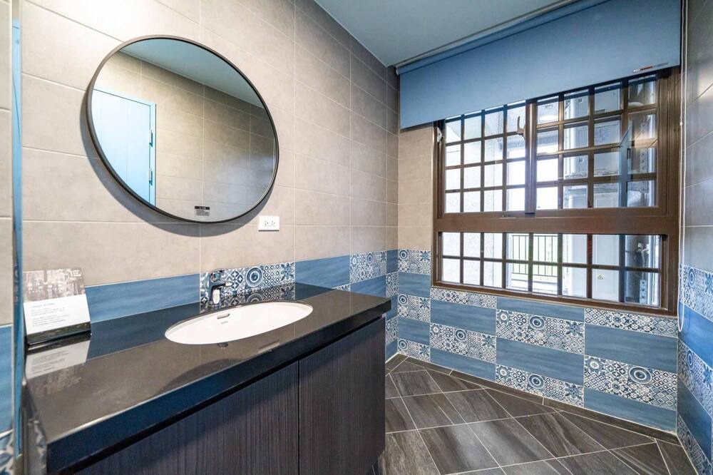 Photo of Bathroom in Wujie
