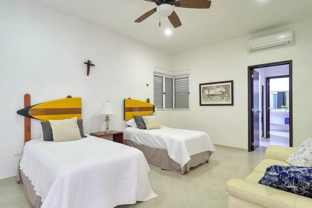 Photo of Bedroom in Ixil