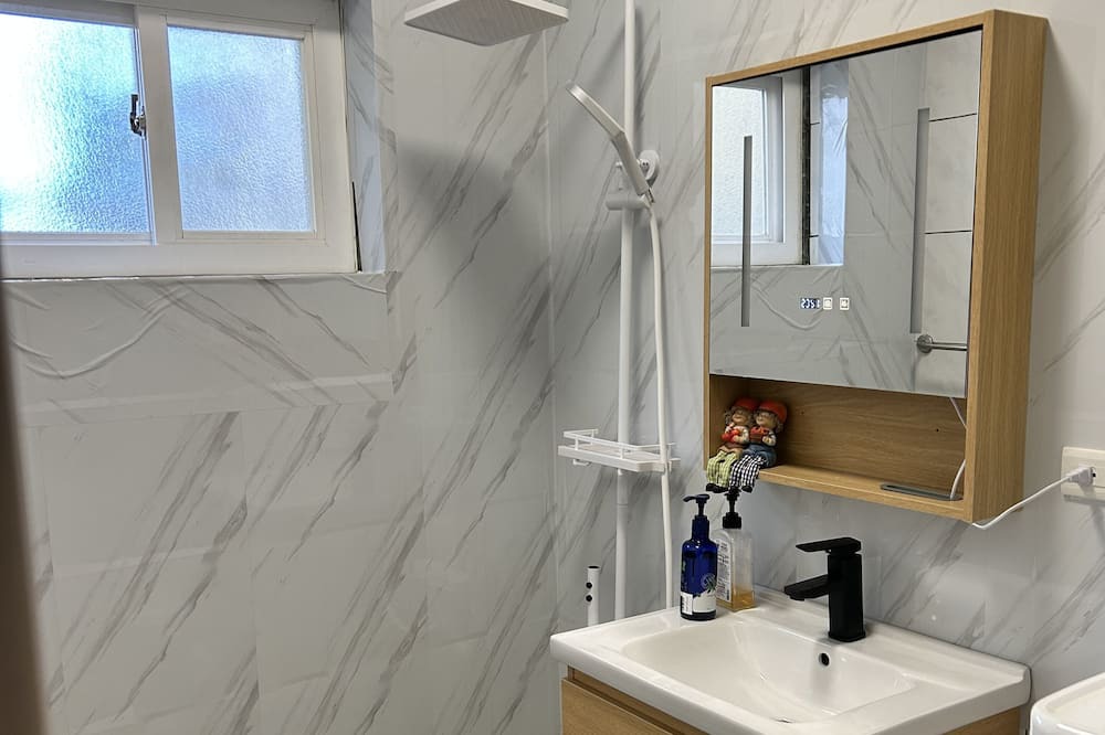 Photo of Bathroom in Fuxing District