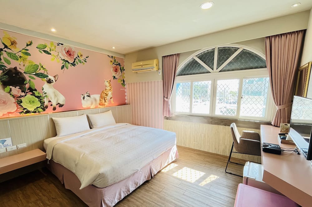 Photo of Bedroom in Big Beach