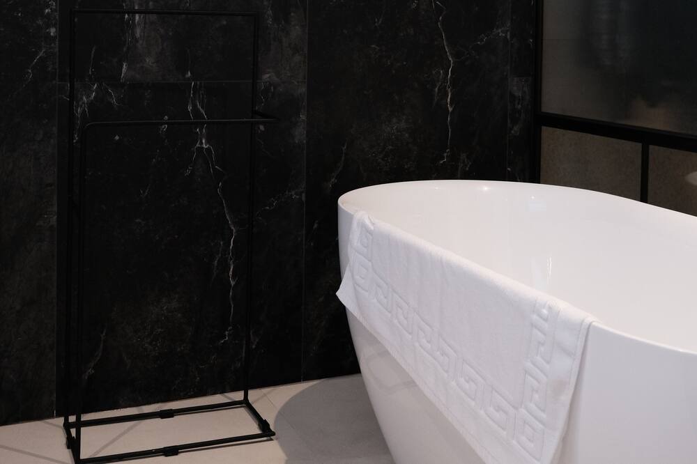 Photo of Bathroom in East District