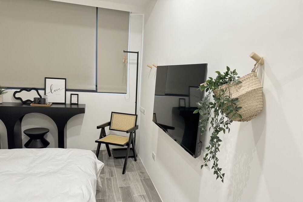 Photo of Bedroom in East District