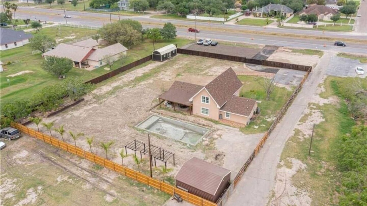 Photo of Outdoor in Edinburg
