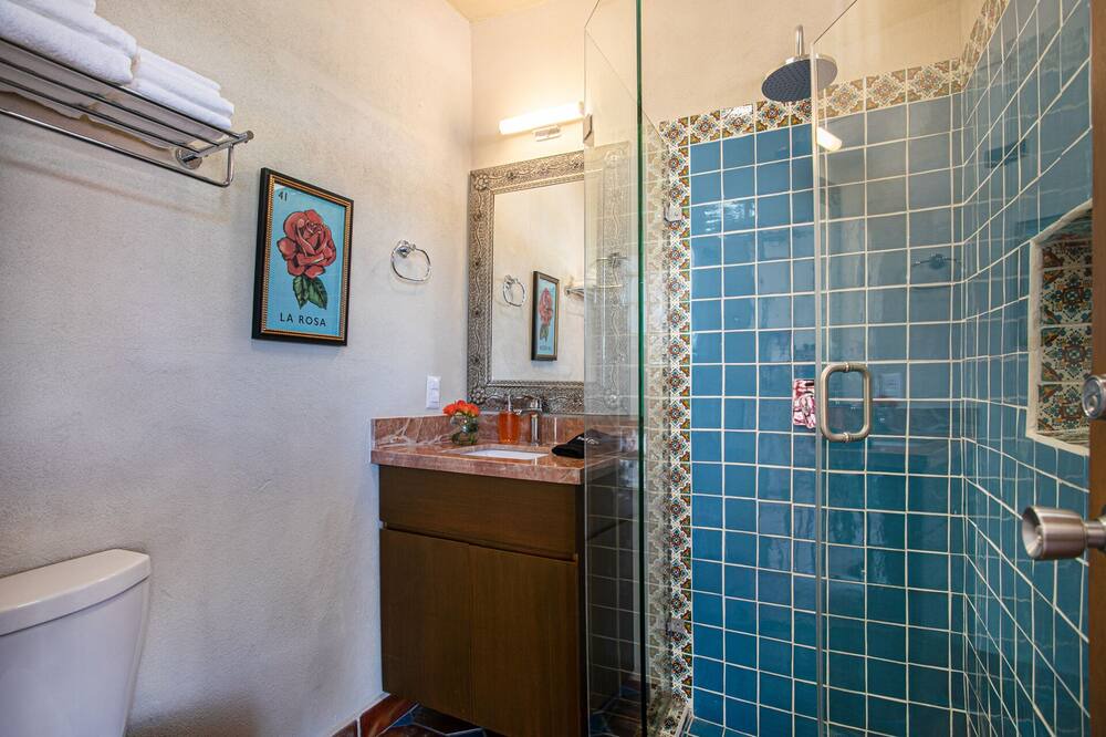 Photo of Bathroom in Emiliano Zapata