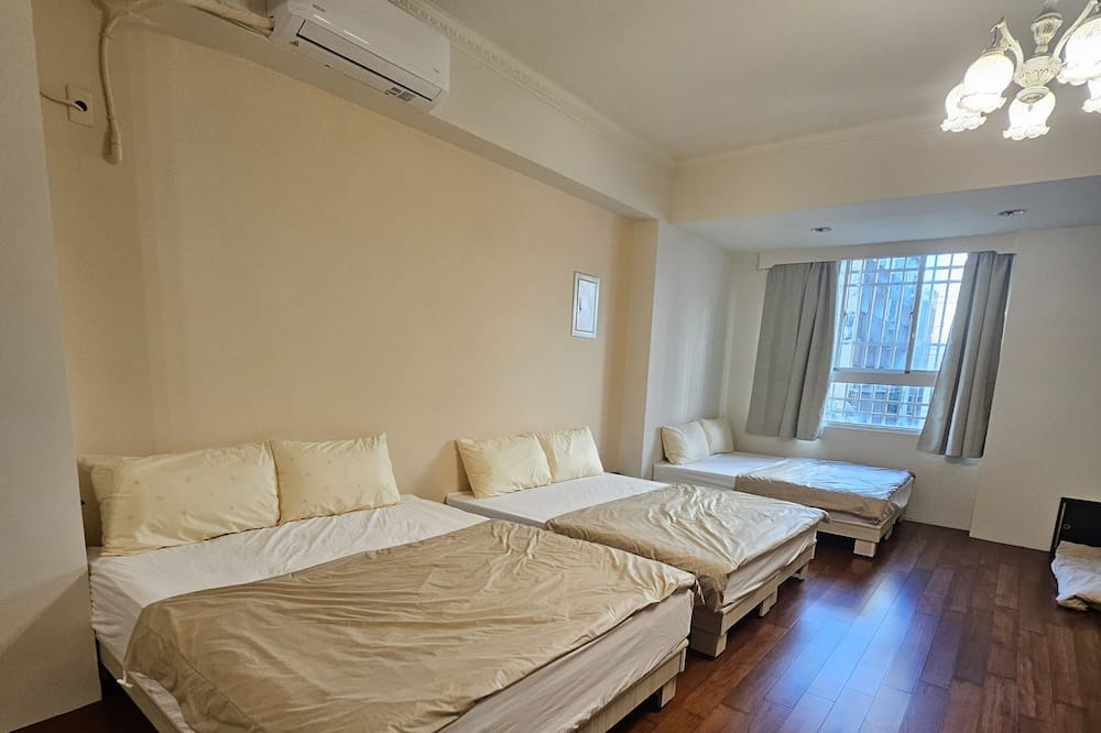 Photo of Bedroom in Longjing
