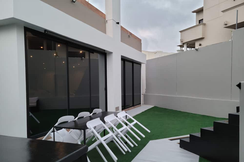 Photo of Outdoor in La Joya