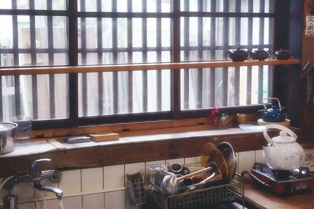 Photo of Bathroom in West District