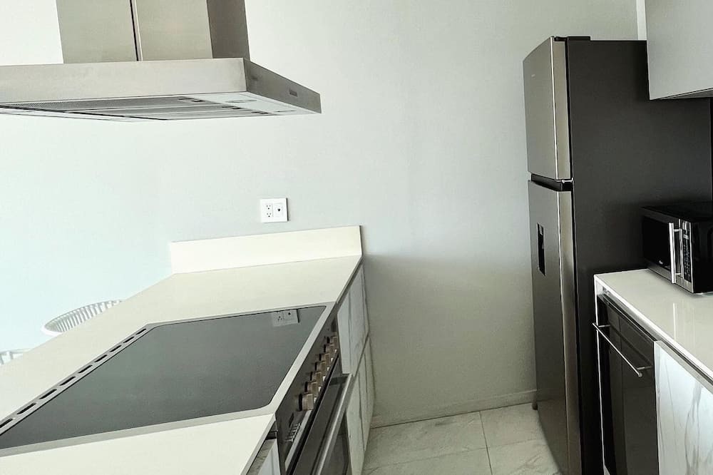Photo of Kitchen in Isla Iguana