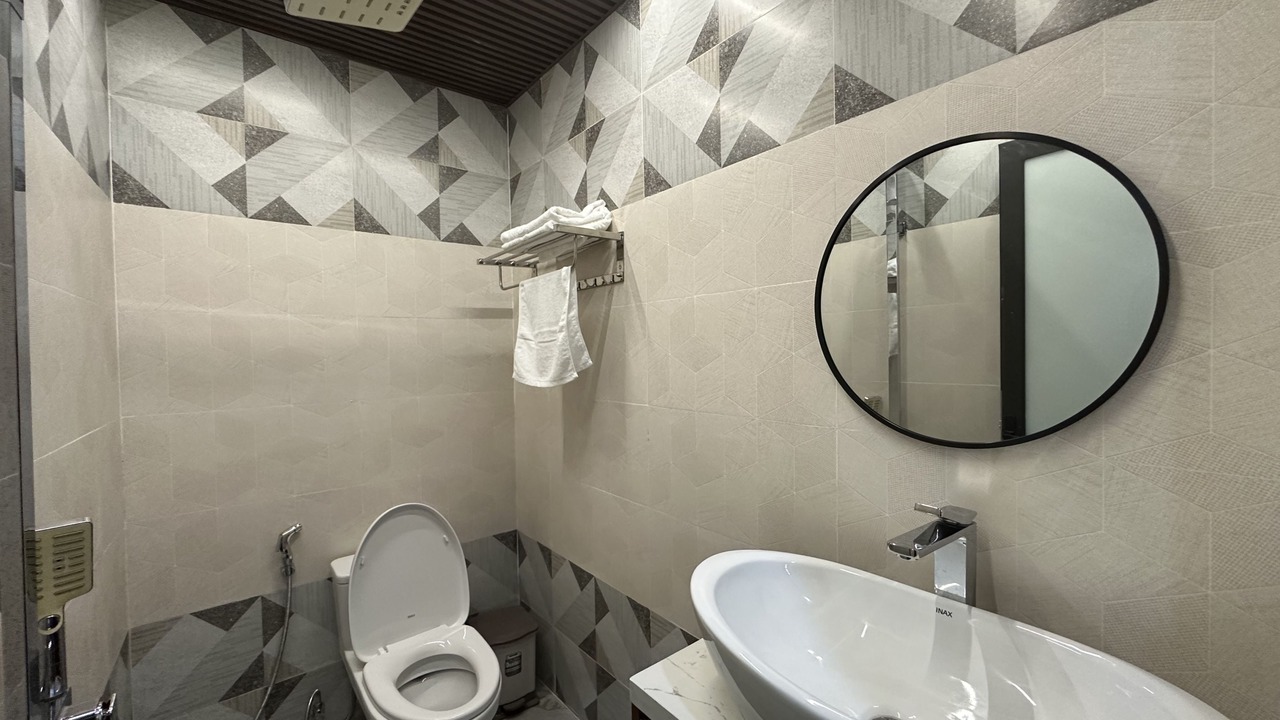 Photo of Bathroom in Cam Le