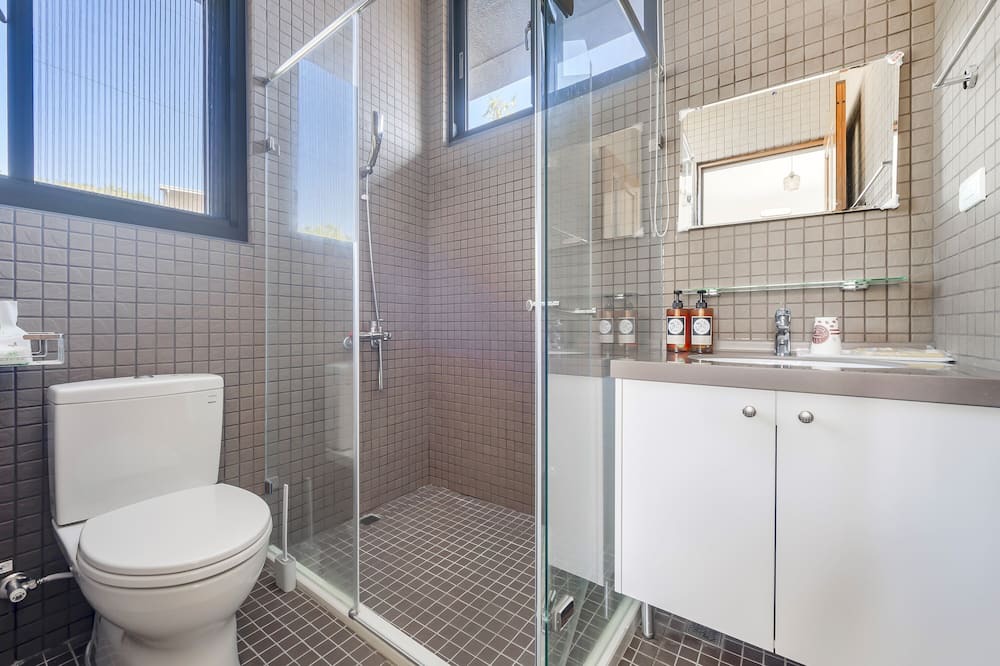 Photo of Bathroom in Puli