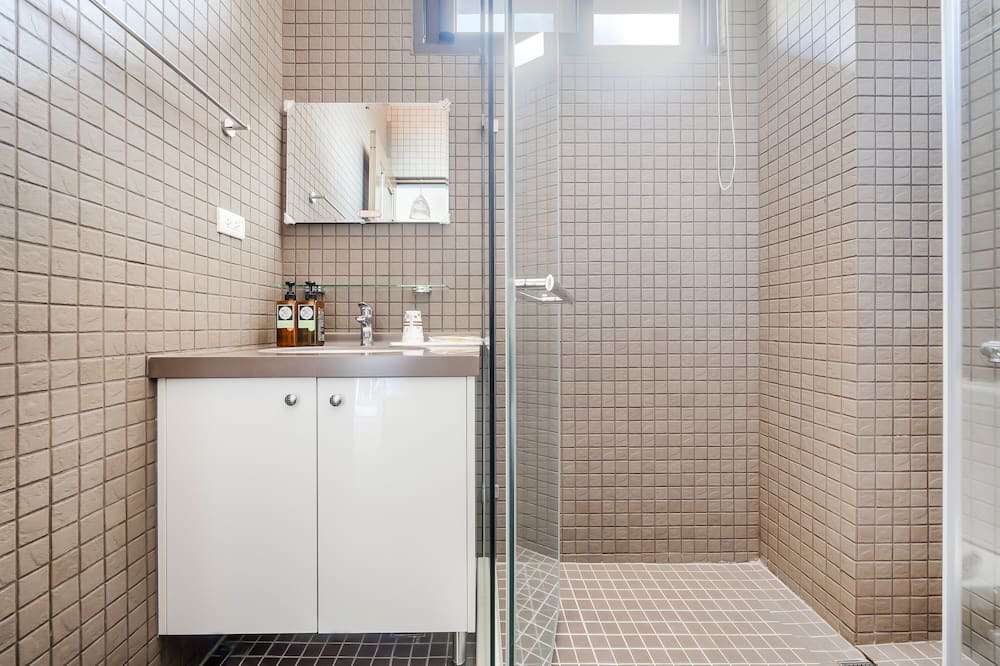 Photo of Bathroom in Puli
