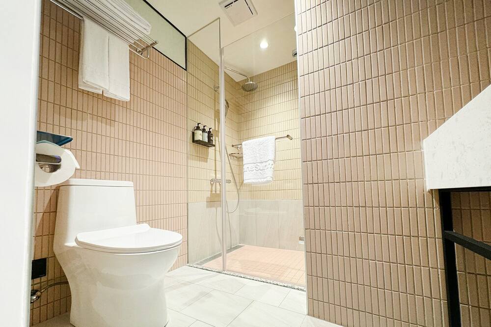 Photo of Bathroom in Zhongzheng