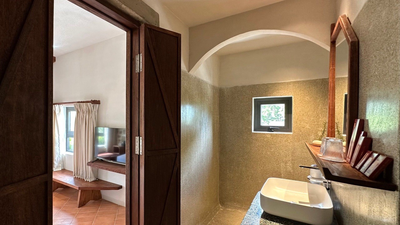 Photo of Bathroom in Phuong
