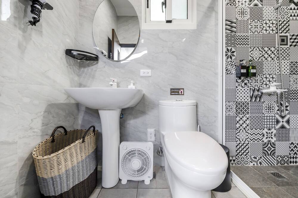 Photo of Bathroom in Gongguan