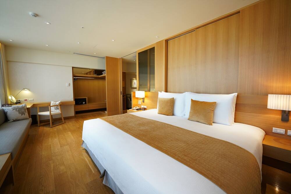 Photo of Bedroom in East District