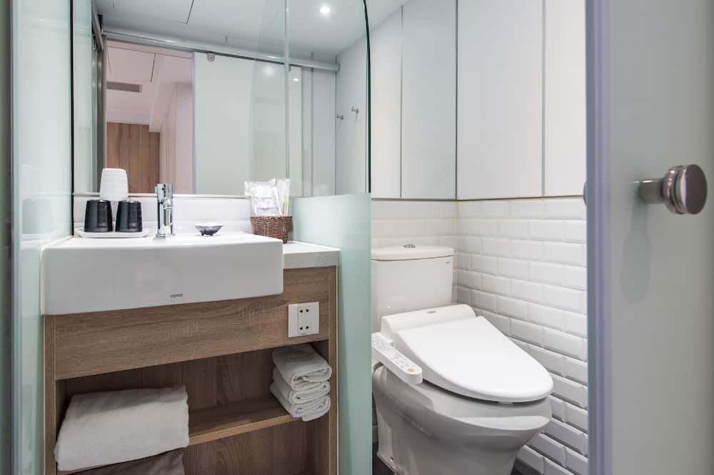 Photo of Bathroom in Zhongzheng