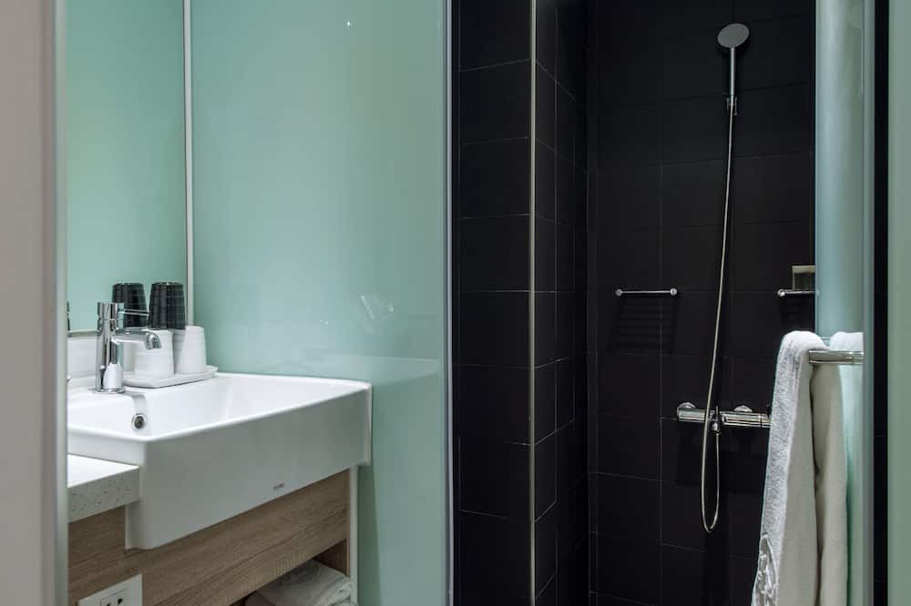 Photo of Bathroom in Zhongzheng