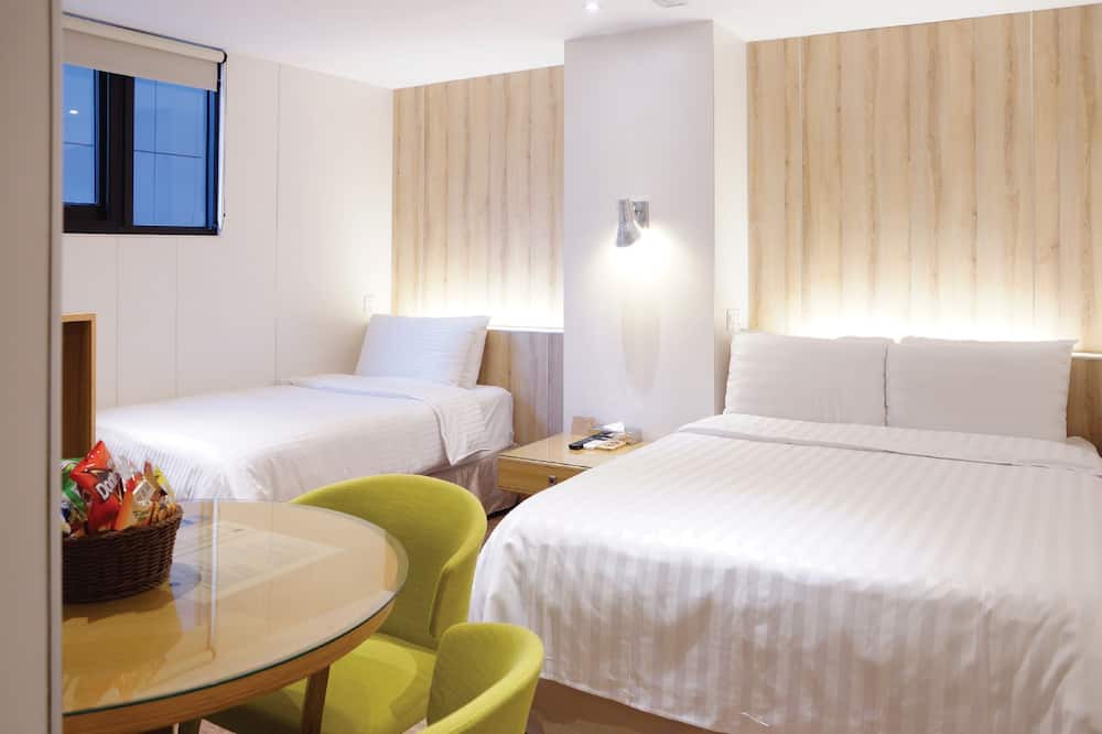 Photo of Bedroom in Zhongzheng
