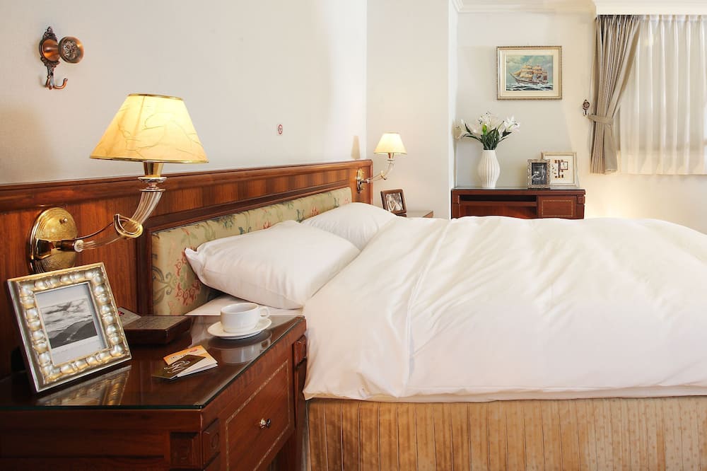 Photo of Bedroom in East District