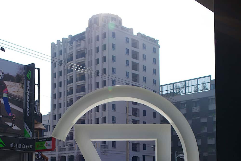 Photo of Outdoor in Xitun District