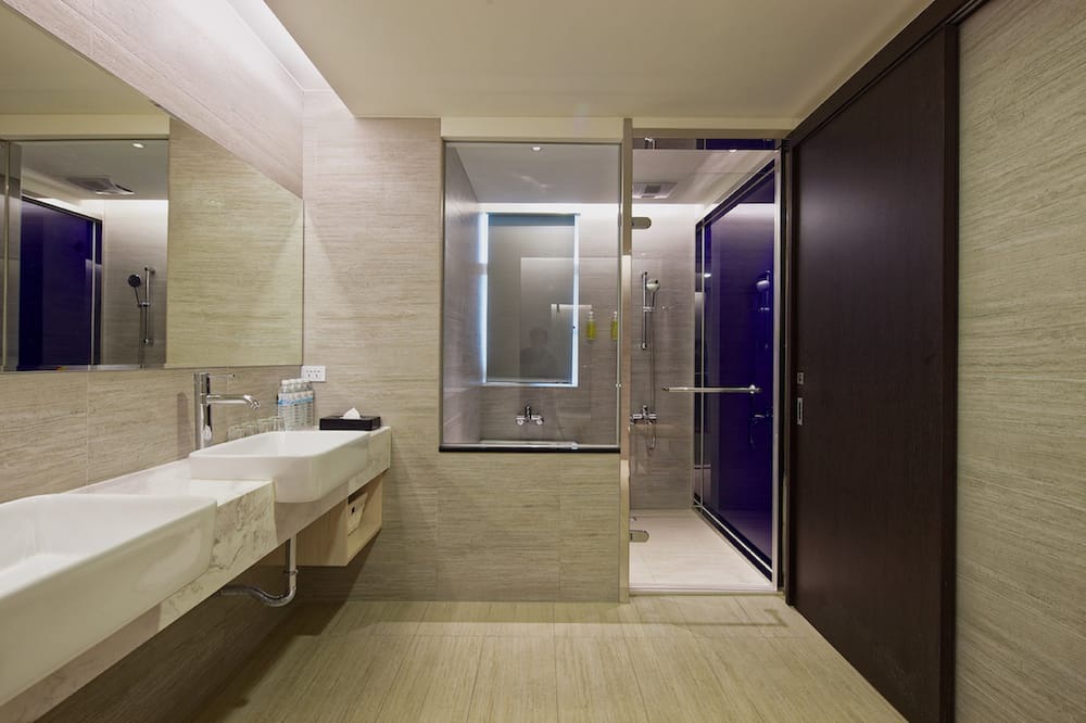 Photo of Bathroom in Xitun District