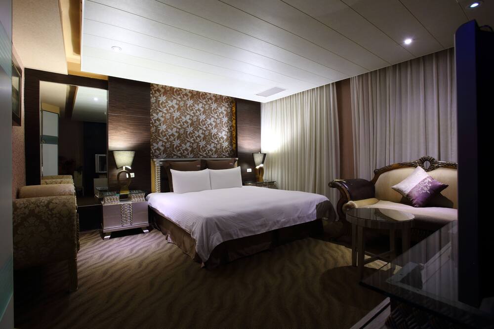 Photo of Bedroom in North District