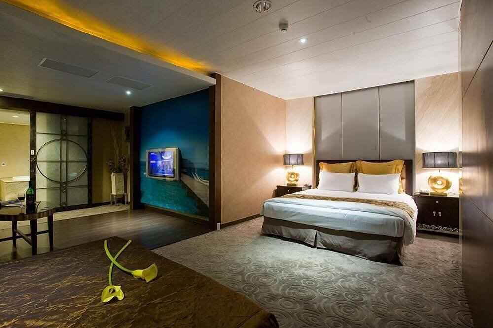 Photo of Bedroom in North District
