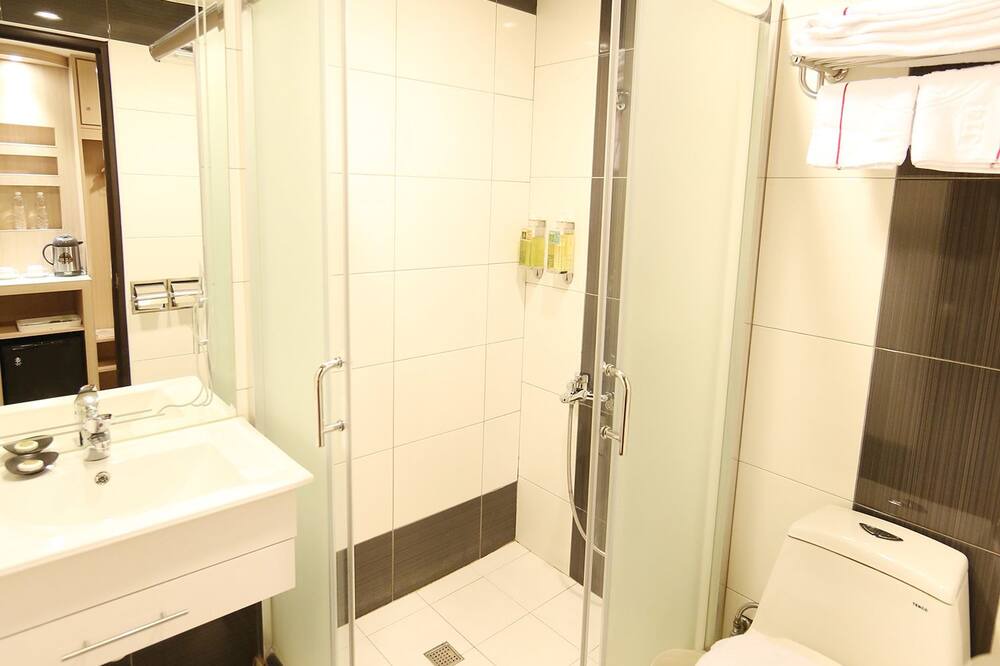 Photo of Bathroom in Douliou