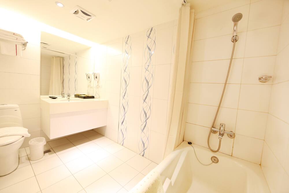 Photo of Bathroom in Douliou