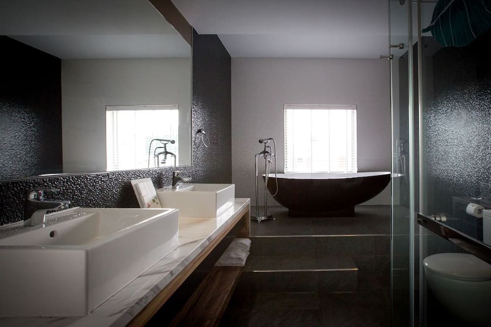 Photo of Bathroom in Big Beach