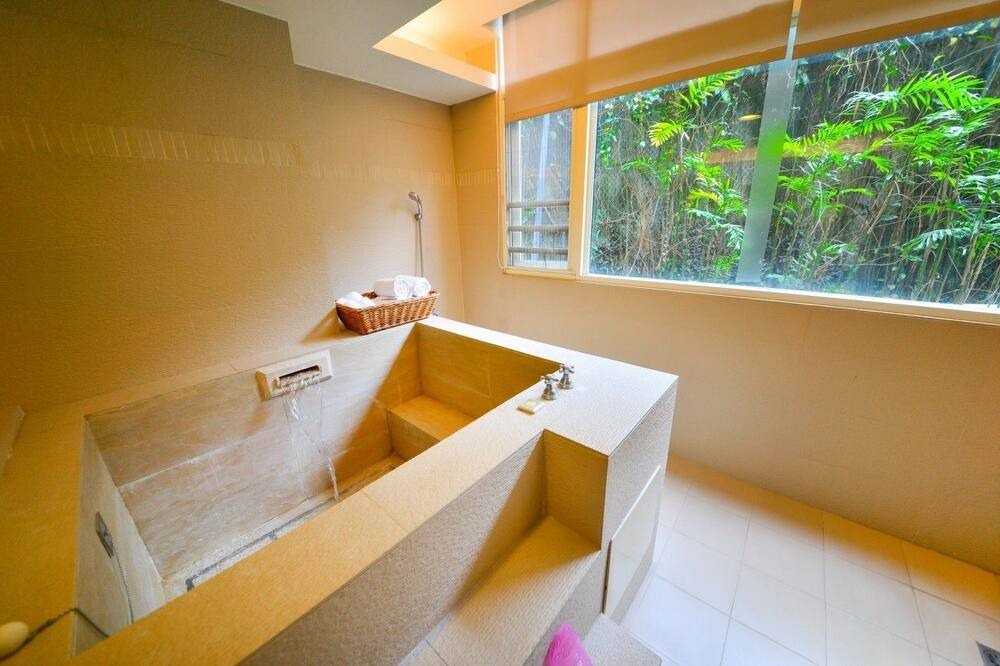 Photo of Bathroom in Dongpu