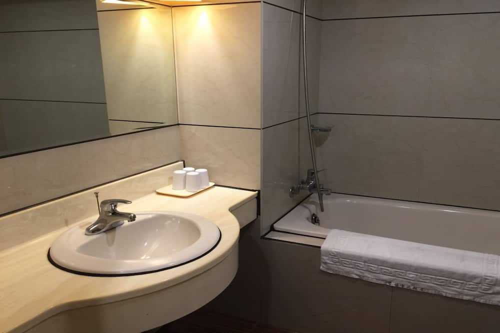 Photo of Bathroom in Puli