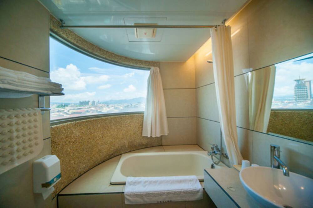 Photo of Bathroom in Puli