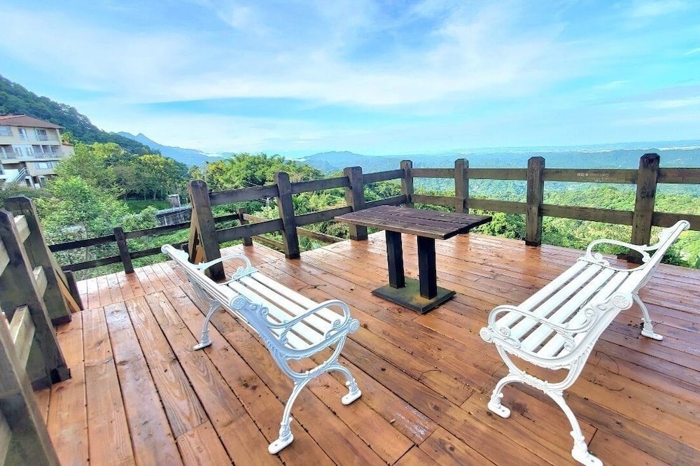 Photo of Patio Balcony in Taiping District
