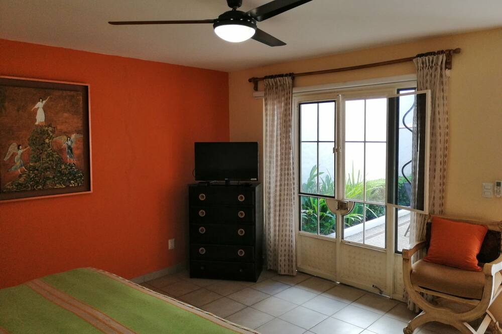 Photo of Bedroom in Lazaro Cardenas