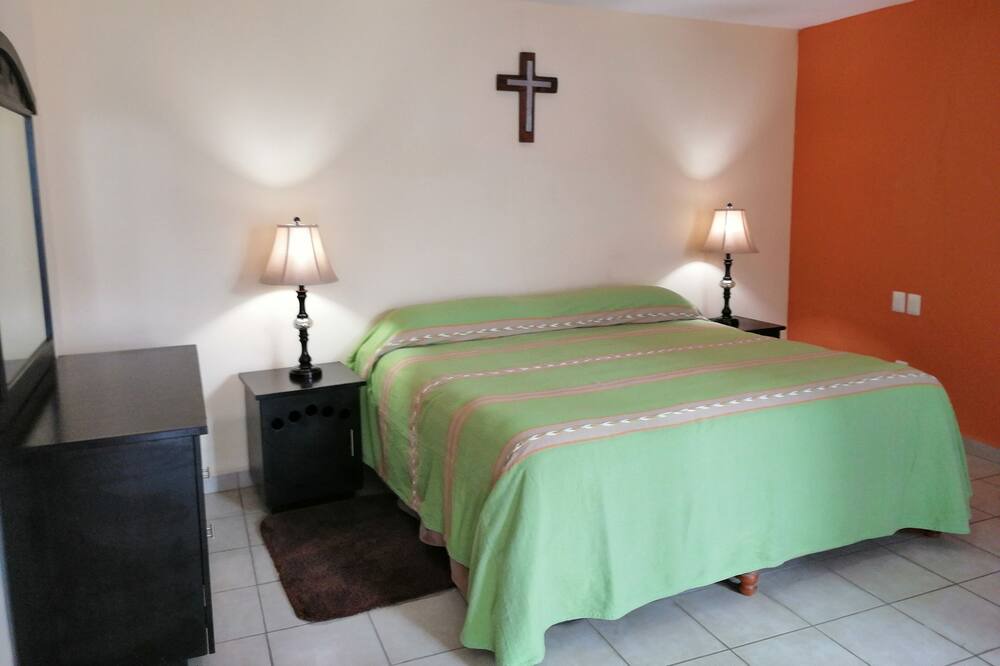 Photo of Bedroom in Lazaro Cardenas